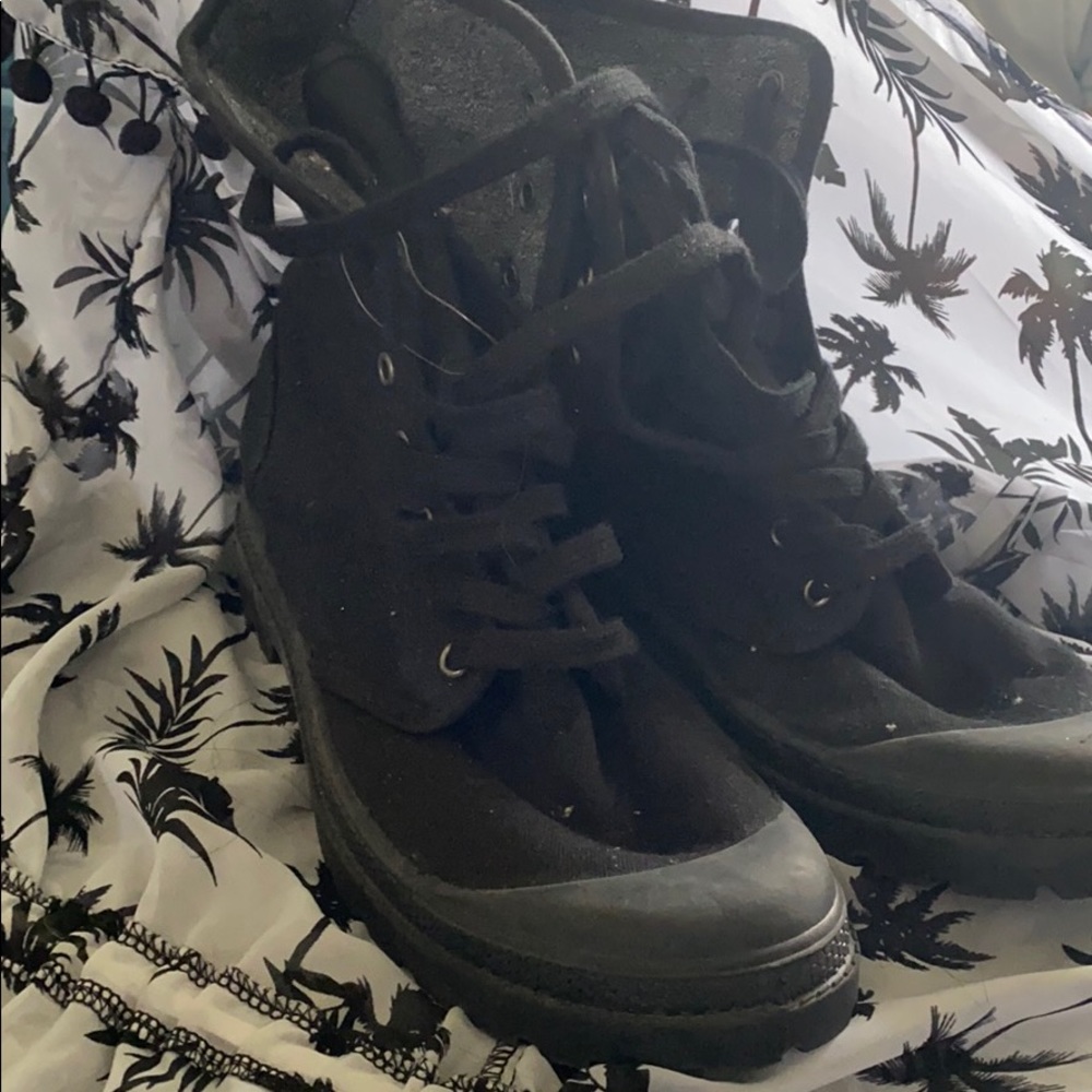 Black boots